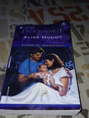 5 harlequin romance novels.